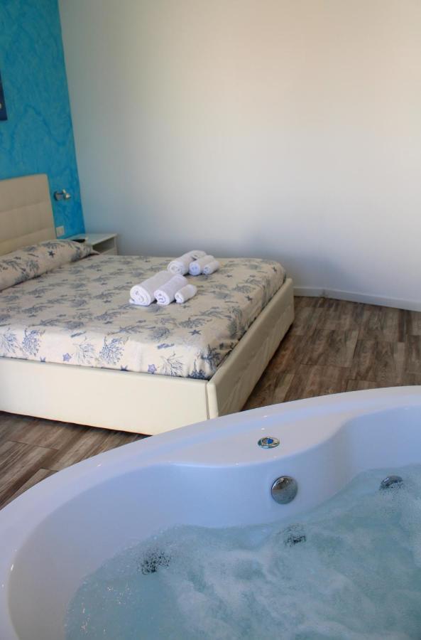 Borgo Marino Suite B&B 체팔루 외부 사진