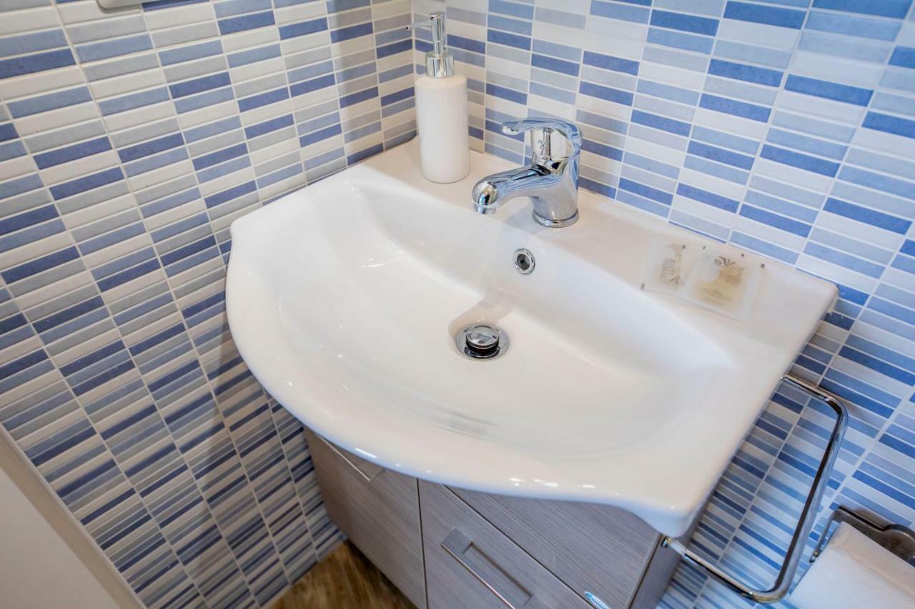 Borgo Marino Suite B&B 체팔루 외부 사진